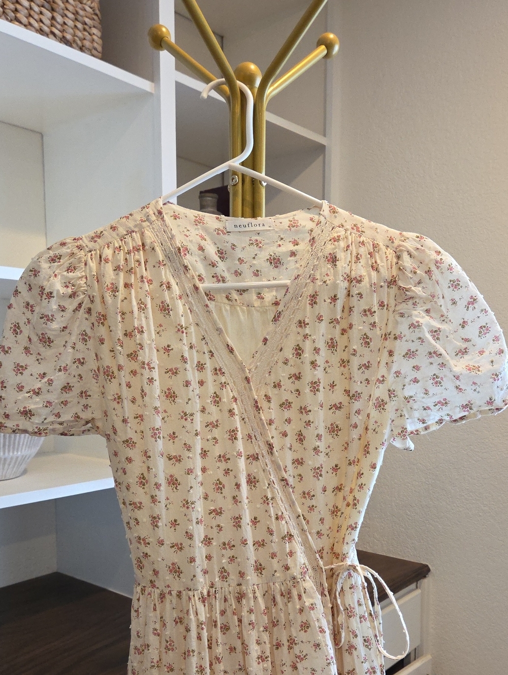 Neuflora Fall Rriver Dress Rose Floral